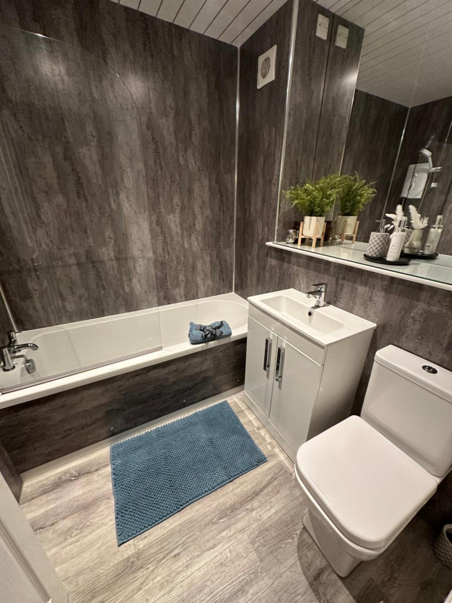 Lovely Modern 2 Bedrom Unit Close To City Center Dalneigh Extérieur photo